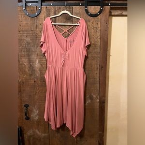 Super soft, lightly worn Size 3 Torrid dress in blush pink color.